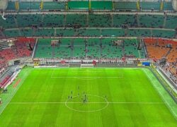 LIVE Milan-Napoli: Occasione clamorosa per Simeone, e viene sostituito da Raspadori